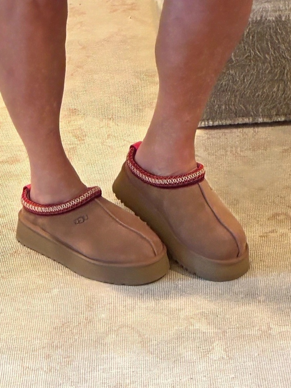 UGG Tazz II Platform Slippers Brown & Red US 9 NWT